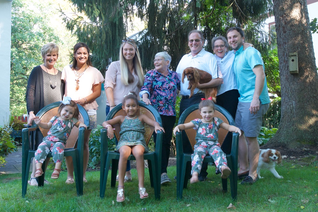 Aunt Suzy Comes to Town